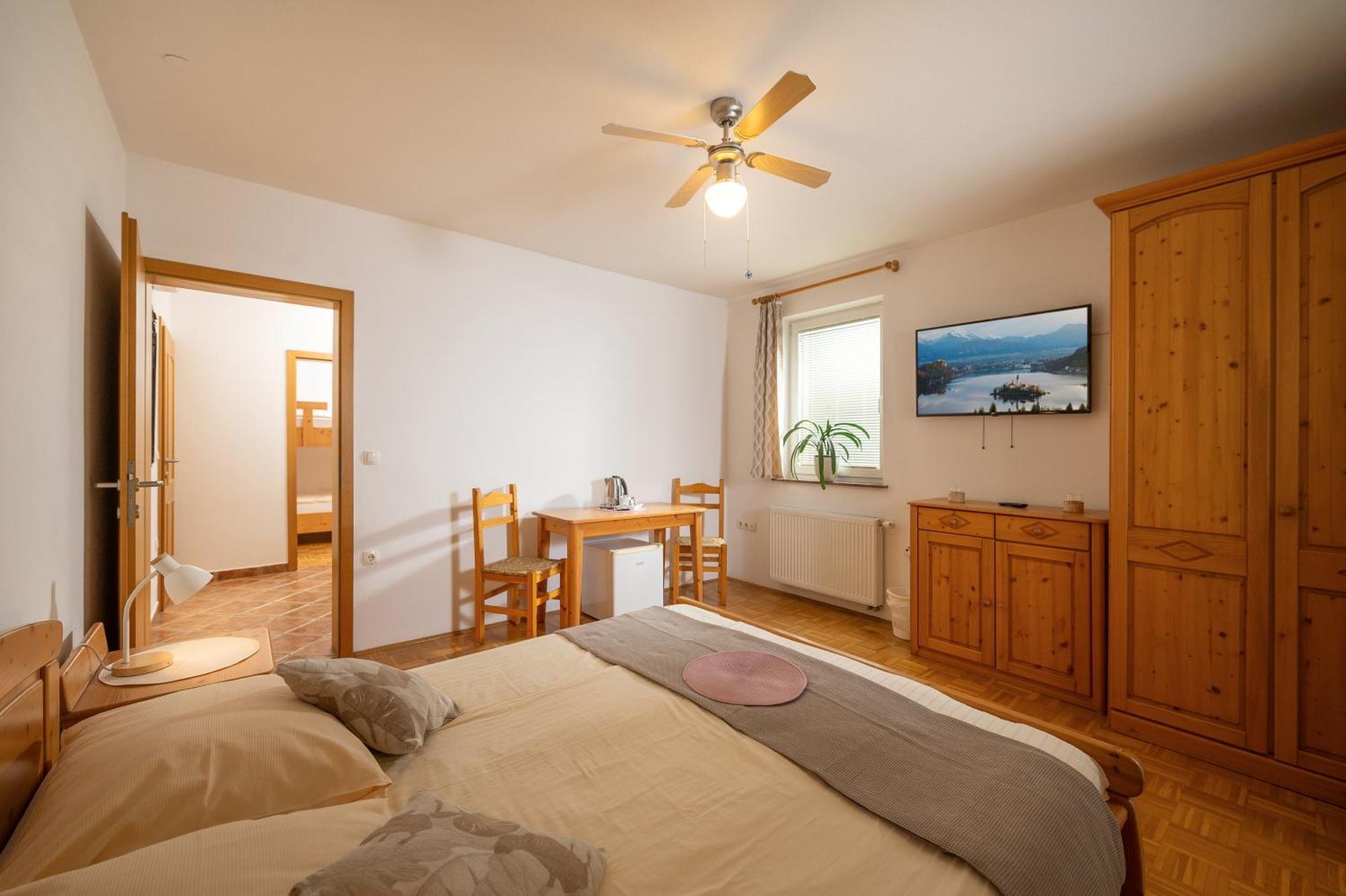 Rooms & Apartments Pr Matjon Bled Exterior photo